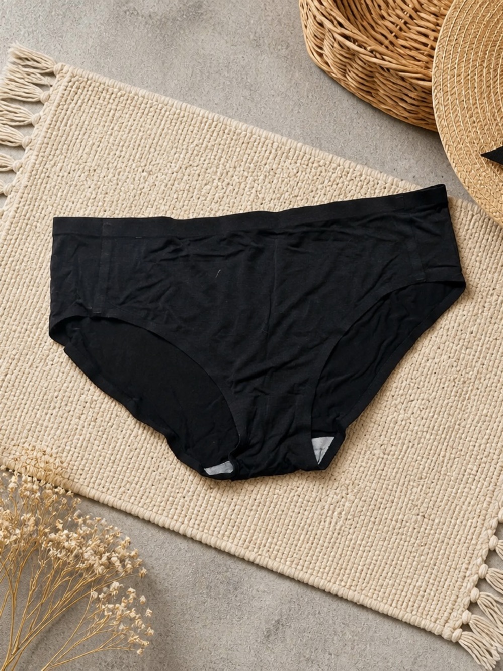 NWOT Bamboo Cool Women’s Seamless Black Bamboo Pantie Brief Underwear- Size XXL